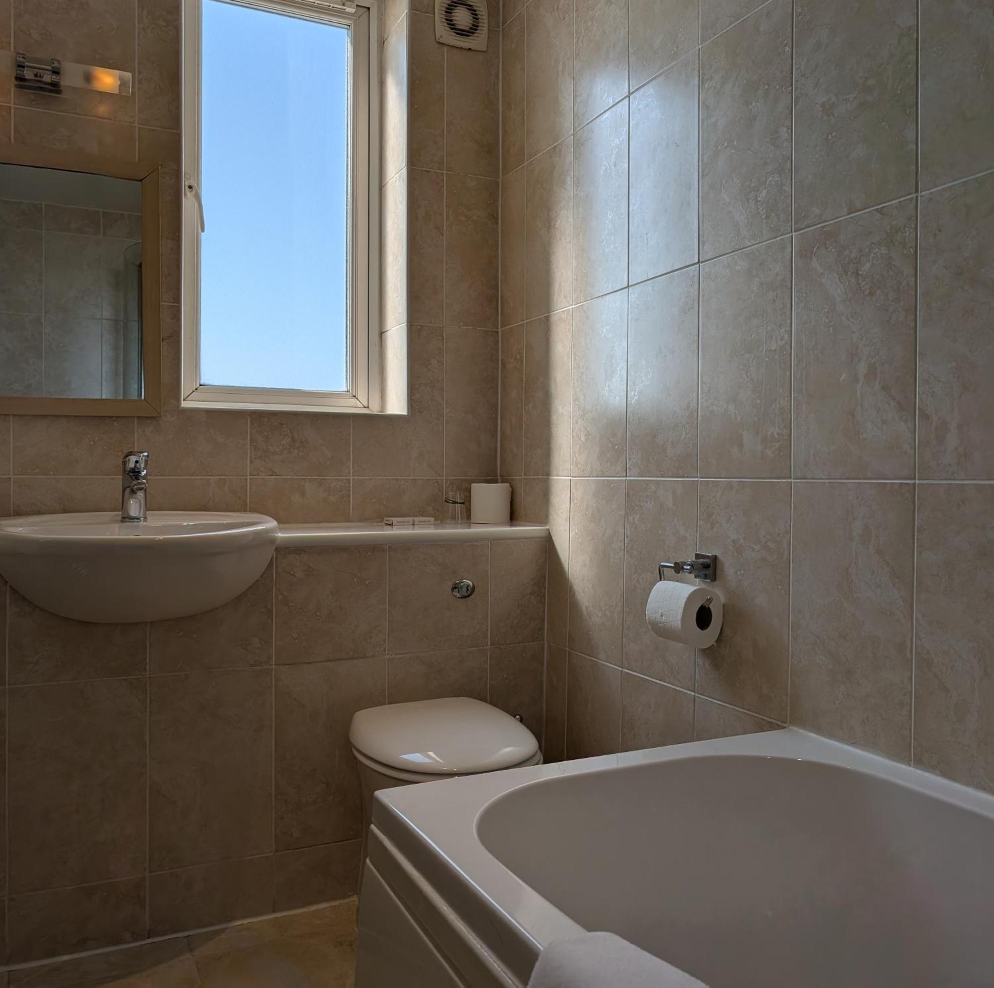 הייסטינגס The White Rock Hotel מראה חיצוני תמונה